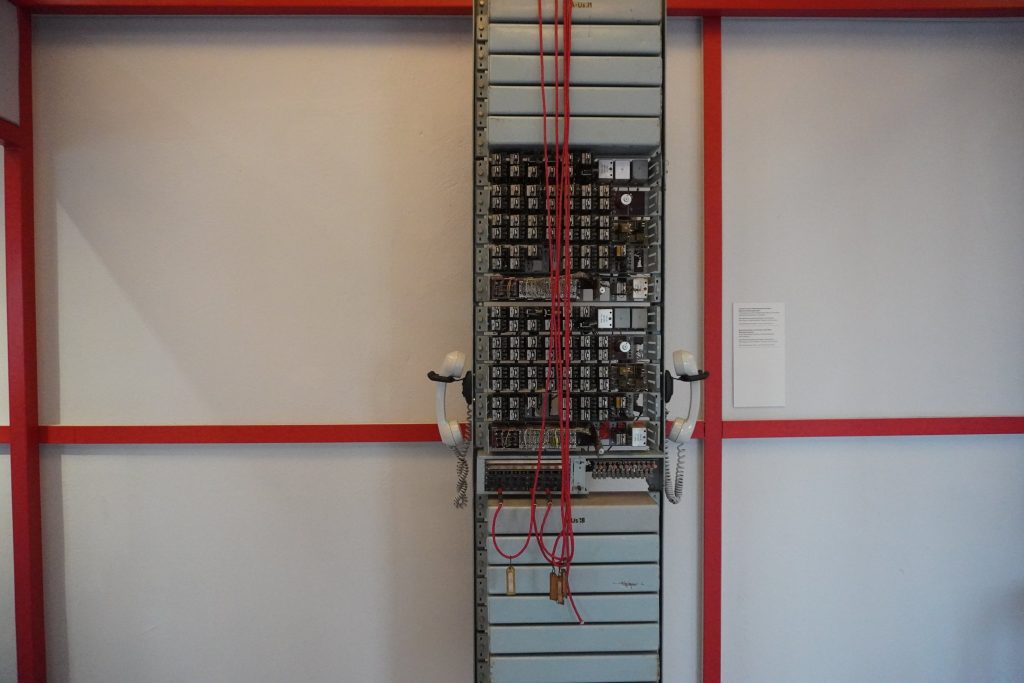 Schalttechnik der Telefonzentrale der MfS-Bezirksverwaltung
