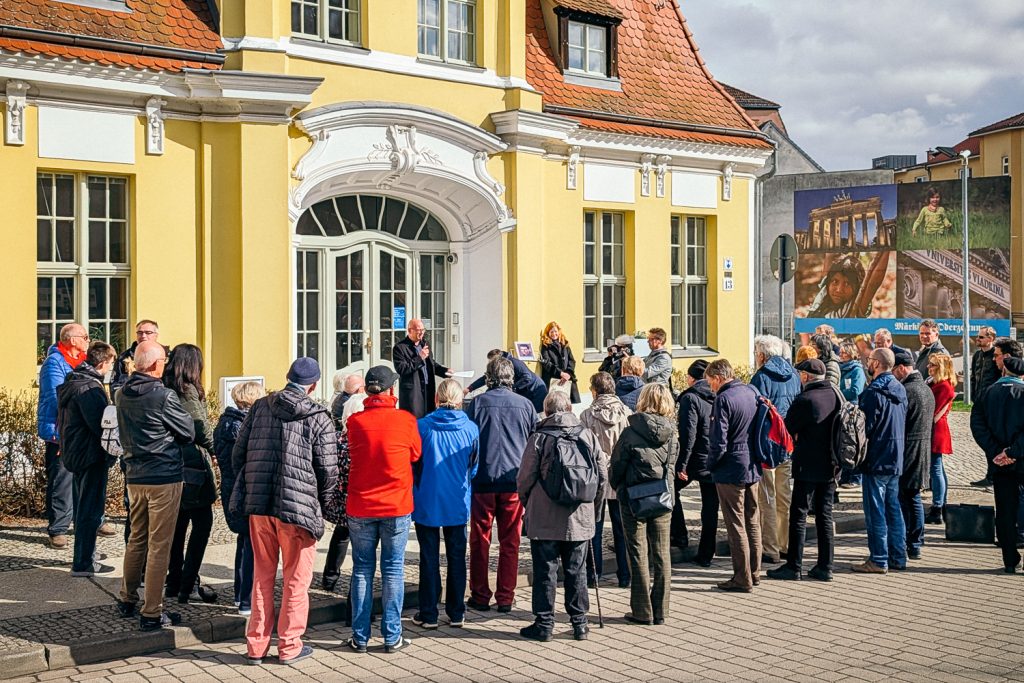 Gedenkfeier und Anbringung der Tafel in Frankfurt/Oder