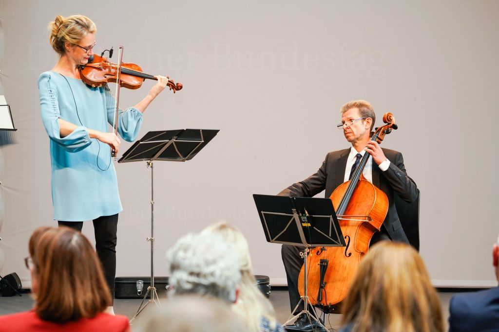 Anna Barbara Kastelewicz & Dmitri Sokolov