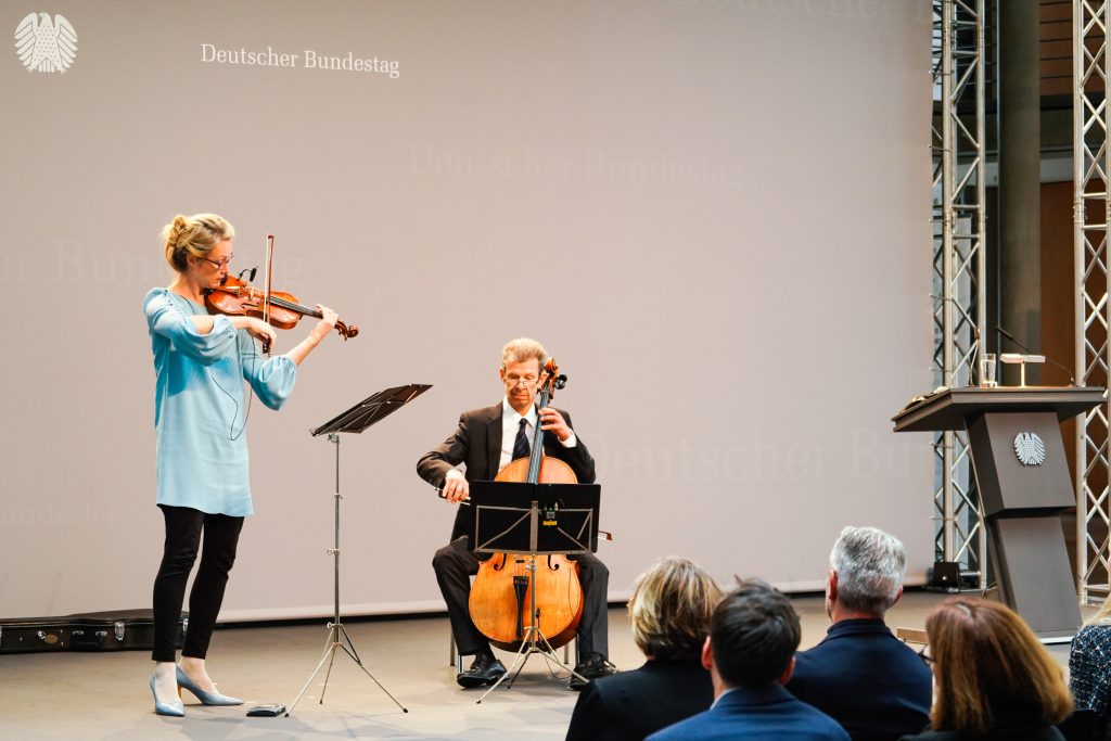 Anna Barbara Kastelewicz & Dmitri Sokolov